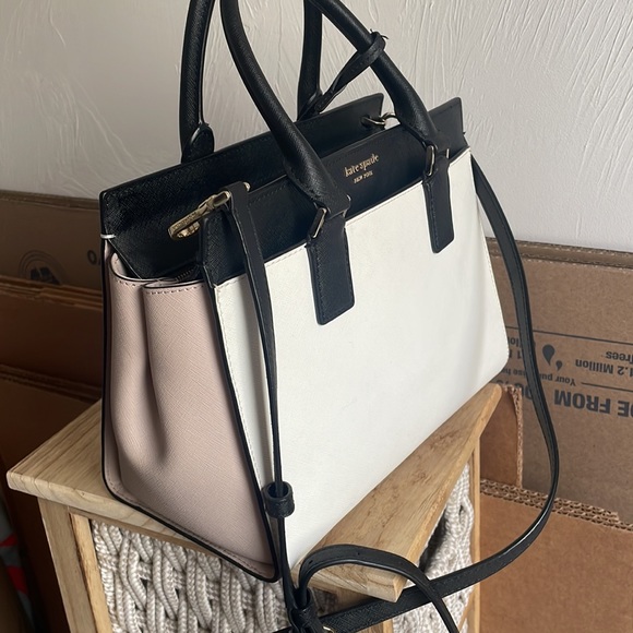 Kate Spade Leather Purse - Picture 8 of 8